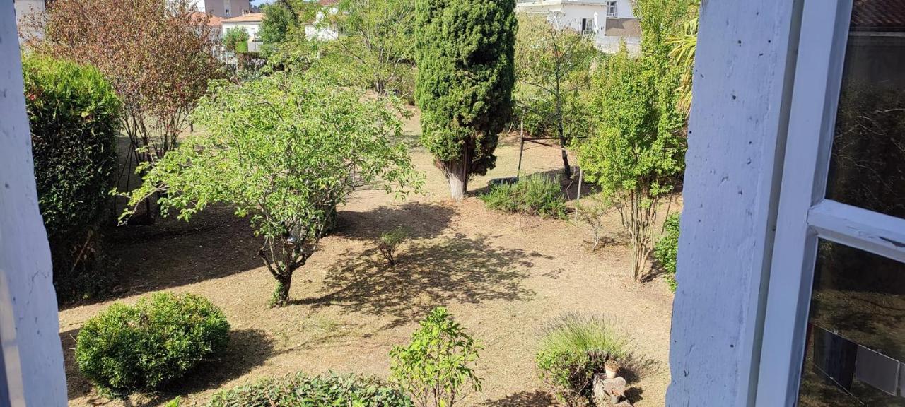 Bed and Breakfast Les Terrasses D'Angulema Exterior foto